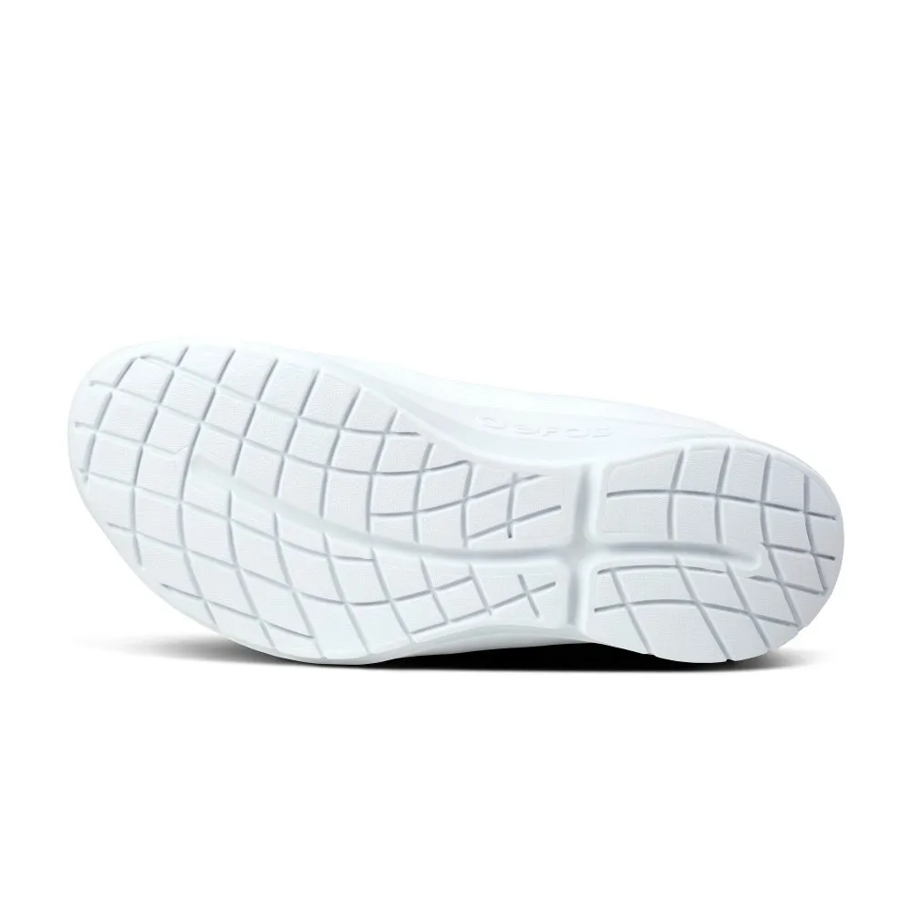 Oofos Women's OOmg Sport LS Low Shoe - White