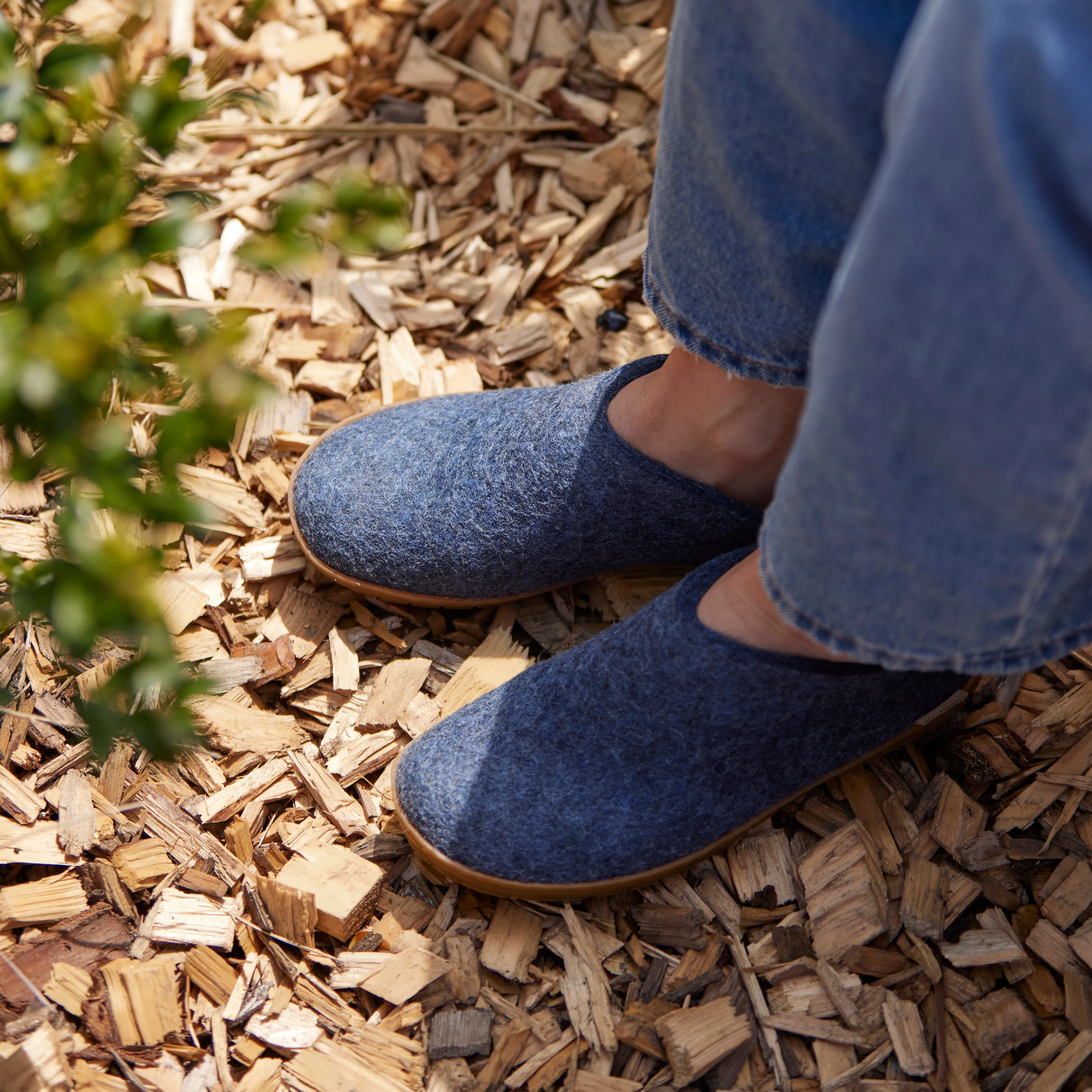 Slip-on with natural rubber sole - honey - Denim